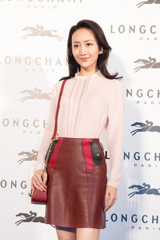王鸥