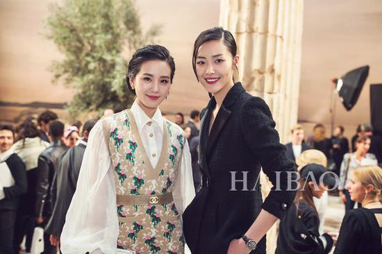 刘雯刘诗诗 Chanel 2017/18早春秀场合影
