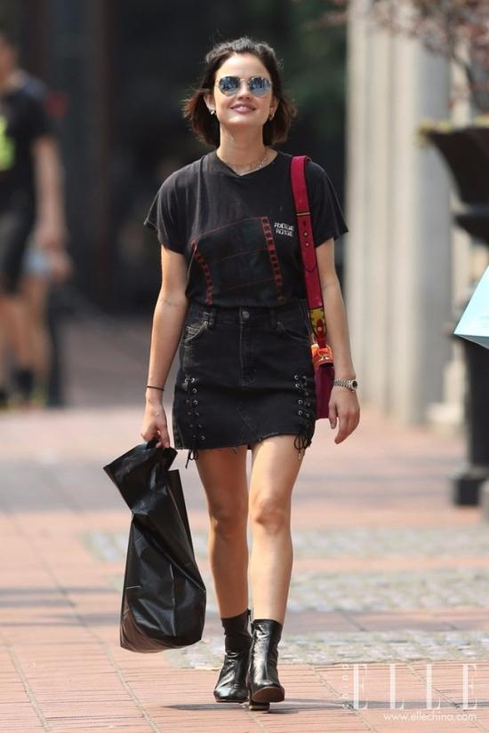 155CM的女生穿衣服 是显瘦重要还是显高更重要