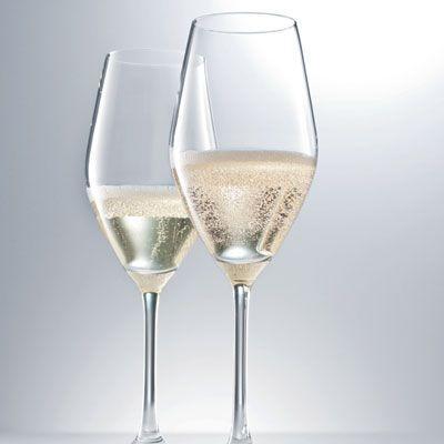 郁金香杯(图片来源:wineware co)