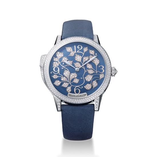 积家Rendez-Vous Ivy Minute Repeater约会系列常春藤三问腕表,图片来源于积家。