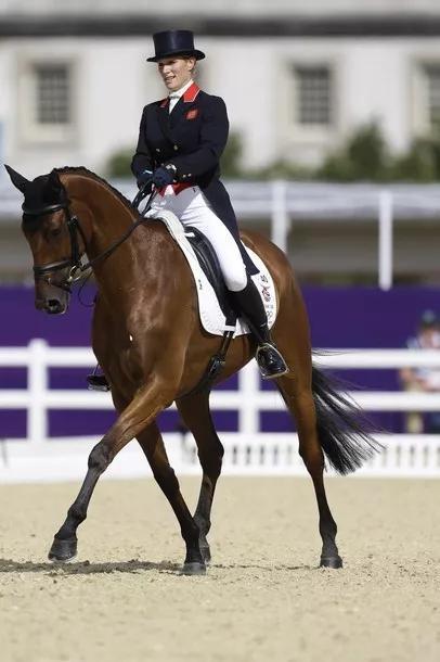 英国扎拉-菲利普斯(Zara Phillips)公主参加伦敦奥运会
