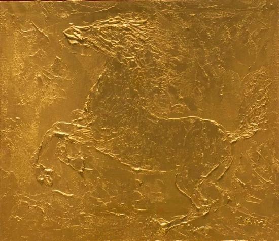 作品名称:马到成功 作品材质:24K 黄金 作品尺寸:53x45cm