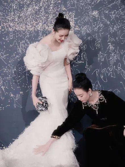 cr:微博@圈内少年