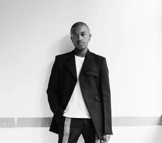 Salvatore Ferragamo 新任创意总监 MaximilianDavis