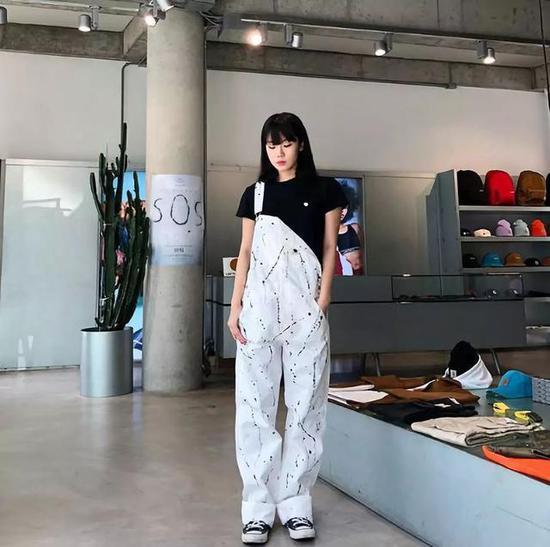 尤其是店员小姐姐(image:Instagram@ujooro)