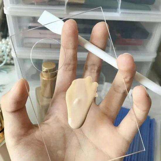 cr小红书@爱喝可乐(下同)