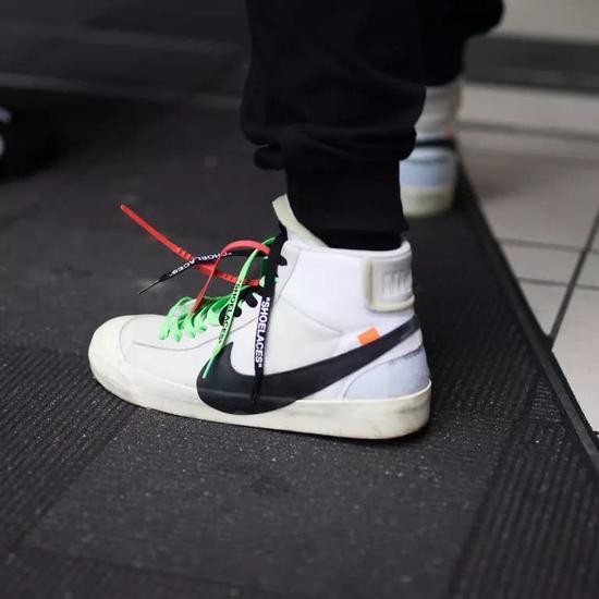 Nike x Off-White系列