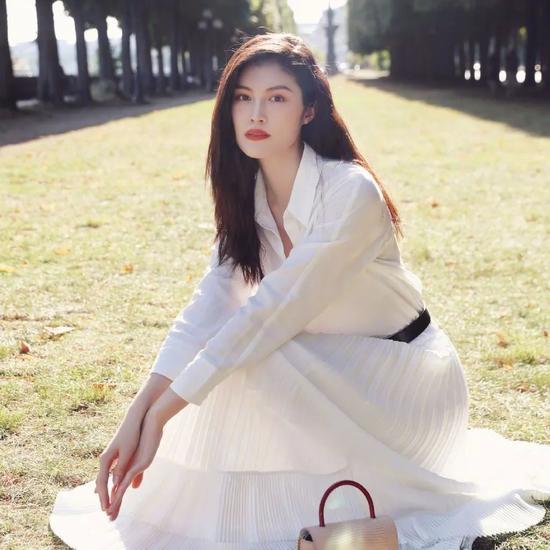 图源@何穗