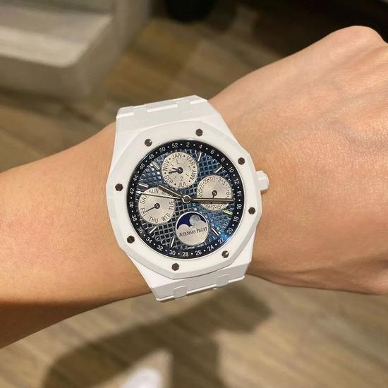 AP 26579CB