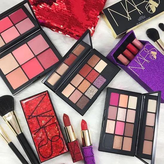 图源ins@narsissist