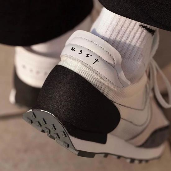 解构手法的Nike Daybreak Type N.354