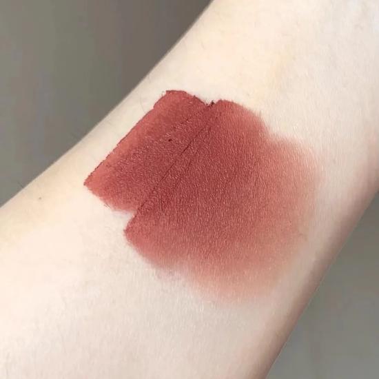 cr:小红书@池七七、如图