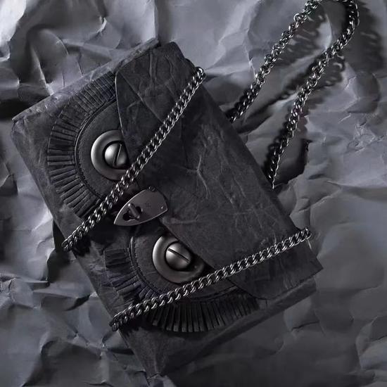 Wanaccessory 万蔻 牛皮纸 合作款包袋