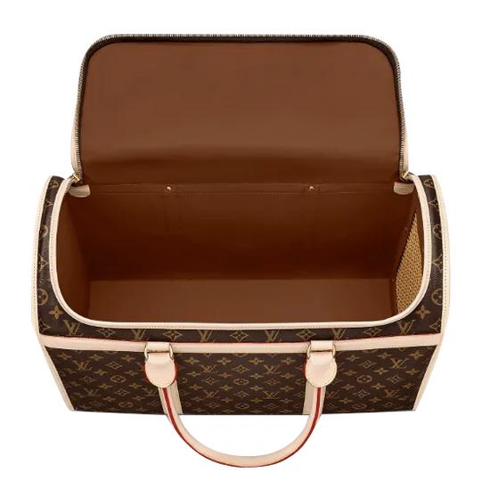 DOG CARRIER