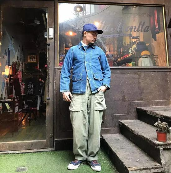 ▲ Monkey Pants