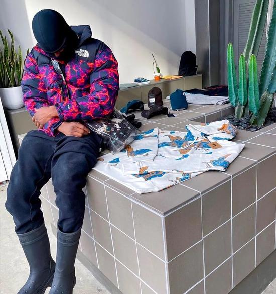 Via Instagram #balenciagacrocs