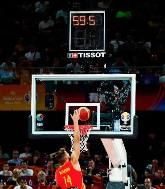 天梭表与国际篮联合作关系延长至2027年