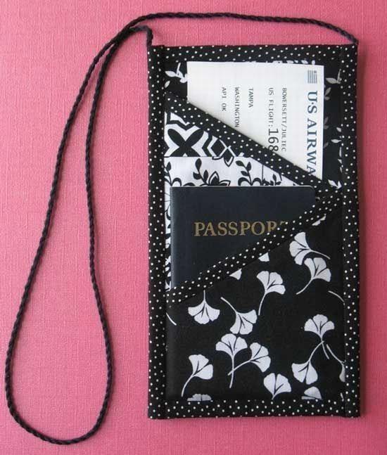 装护照的mini bag 图片源自www.liveinternet.ru