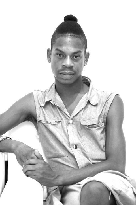 Telfar Clemens 的设计主打男女皆宜的极简主义舒适运动装 图片来源:网络