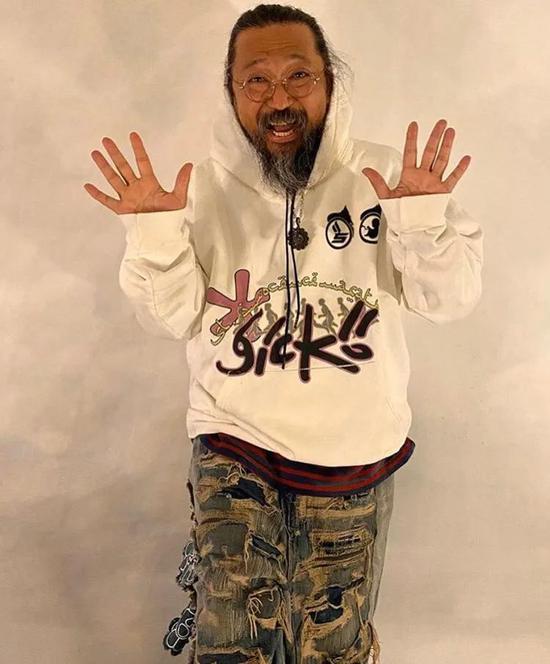村上隆都帮 BornFromPainSickö 带货