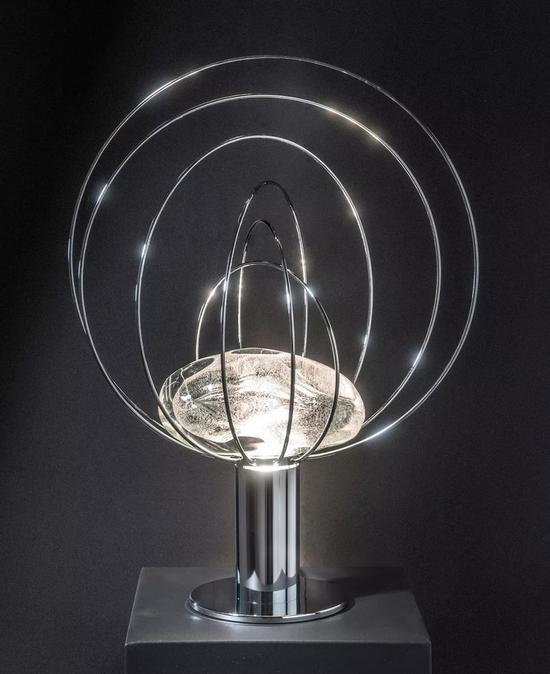 设计:Esperia Lighting