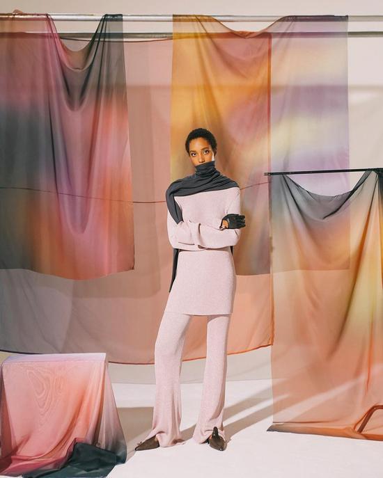 品牌: Nina Ricci