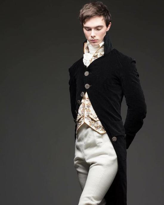 Zack Pinsent 图片来源:Instagram账号@pinsent_tailoring