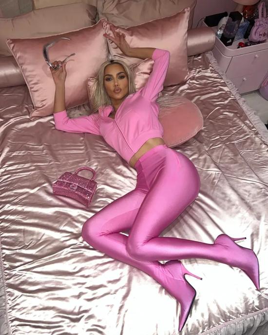 Via Instagram@kimkardashian