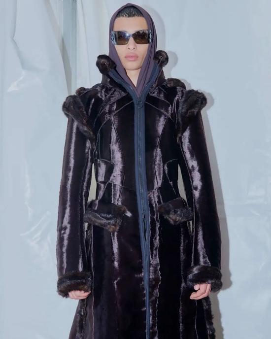 Trussardi 2022 秋冬系列