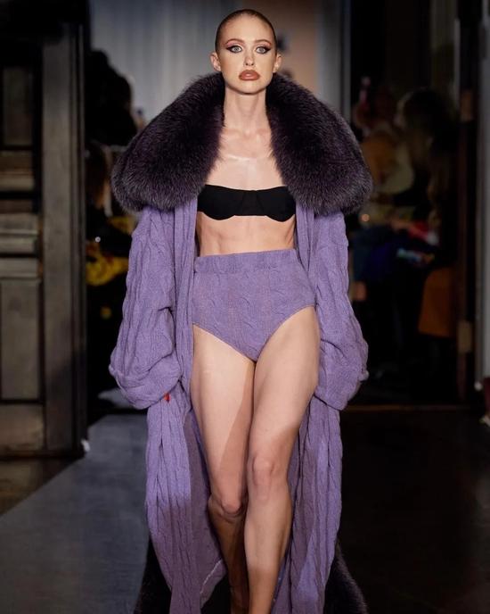 Chloe Cherry for LaQuan Smith runway