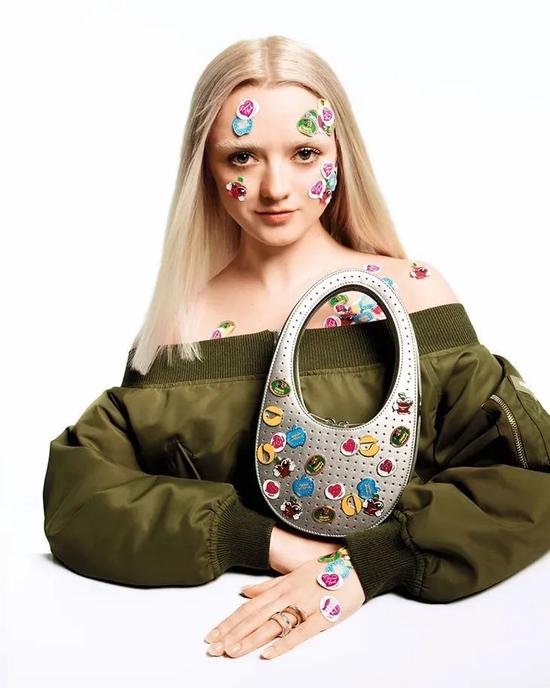 Coperni x Maisie Williams Swipe 手袋