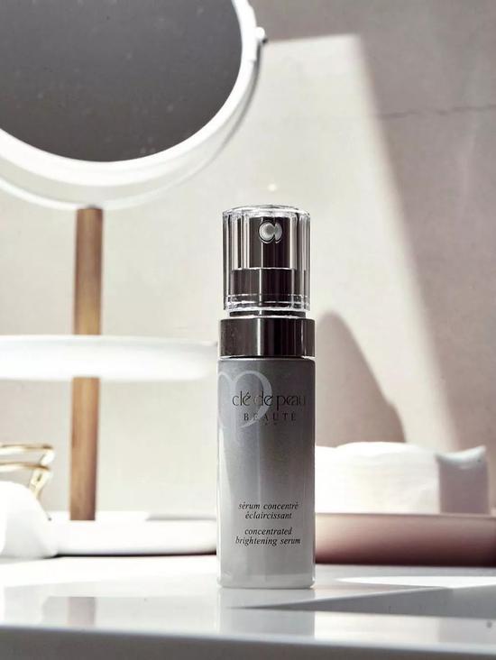 图源ins@cledepeaubeaute