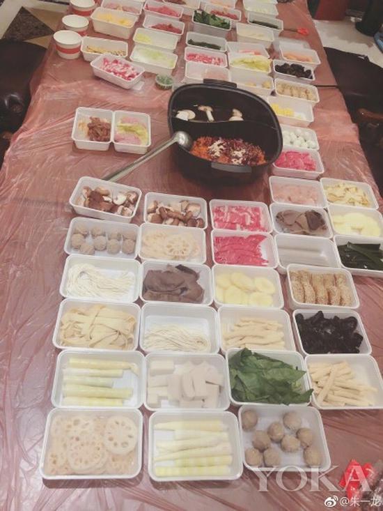 朱一龙中秋同款套餐 图片源自微博