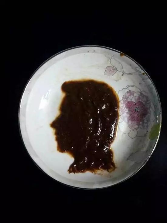 豆瓣 @赫恩曼尼