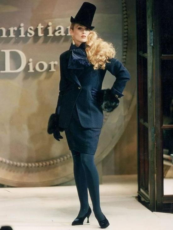Christian Dior 秀场上的Jerry Hall, 20th July 1993
