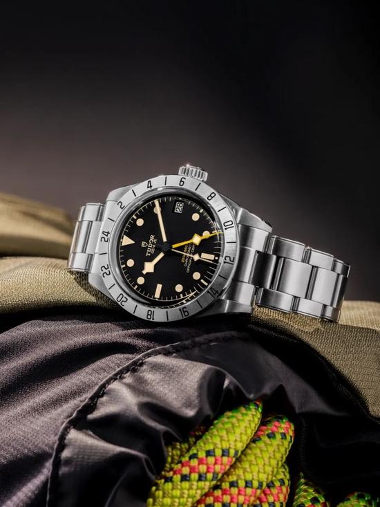 Tudor Black Bay Pro