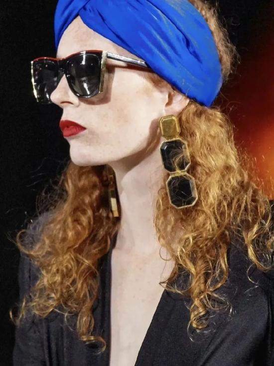 Saint Laurent S/S 2022 READY-TO-WEAR