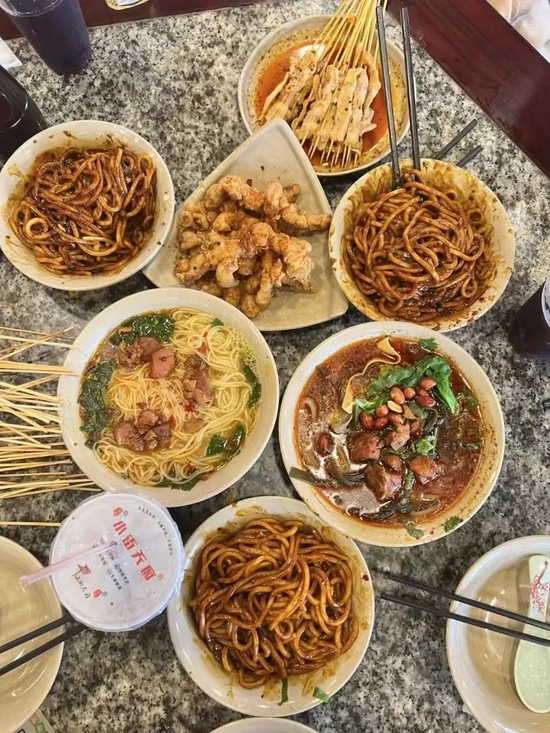 大众点评@匿名用户