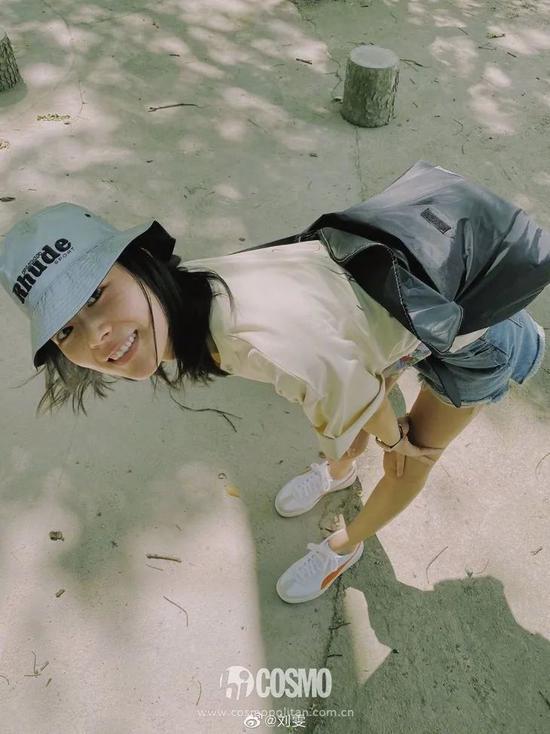 ▲鞋子、帽子:PUMA T恤、短裤:DAZZLE