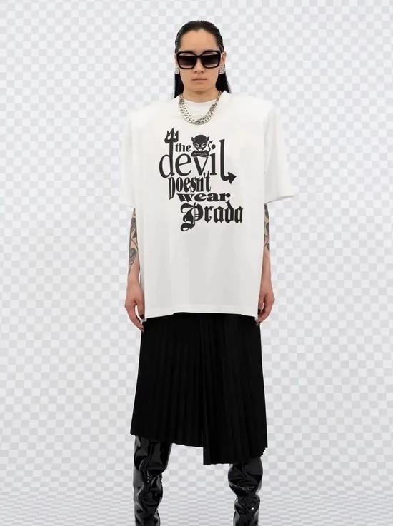 VETEMENTS Spring 2022 Ready-to-Wear