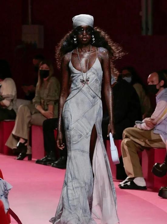 Blumarine 2022 SS Ready-to-Wear