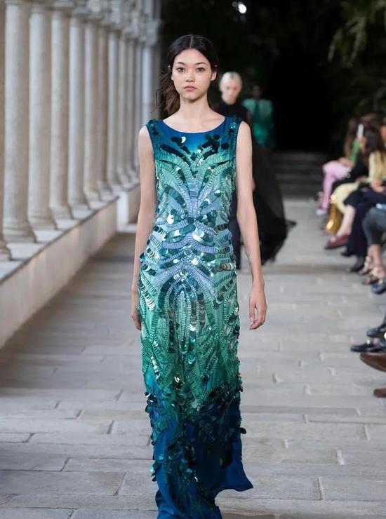 Alberta Ferretti 2022 SS Ready-to-Wear