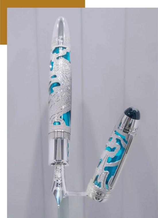 万宝龙臻藏系列致敬首登勃朗峰限量款书写工具