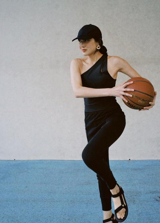 @dylanasuarez