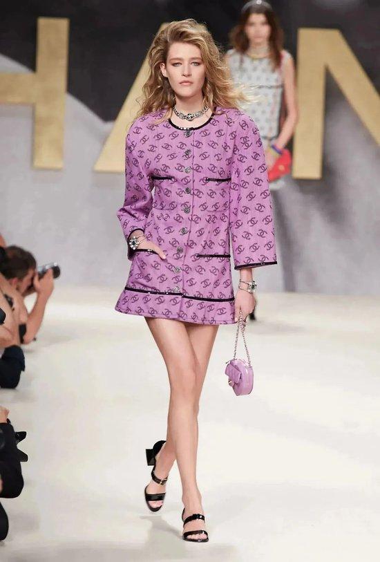 CHANEL