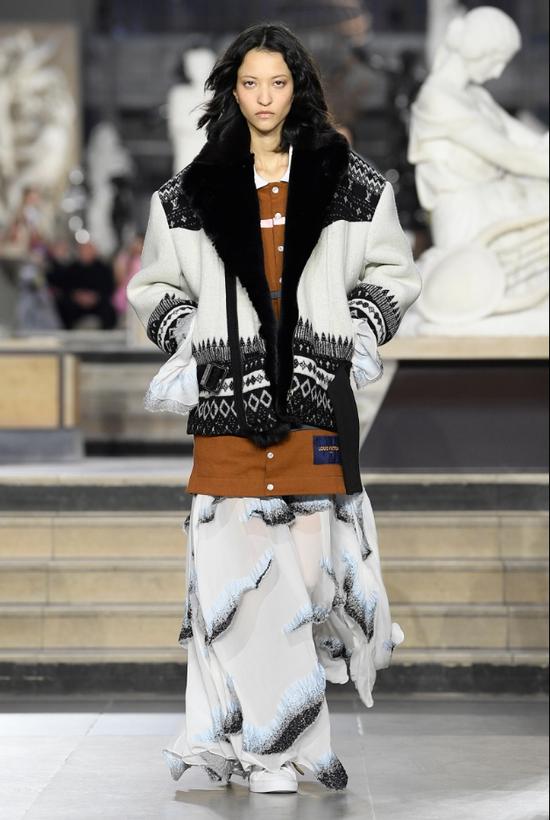 América González,Louis Vuitton Fall 2022 RTW