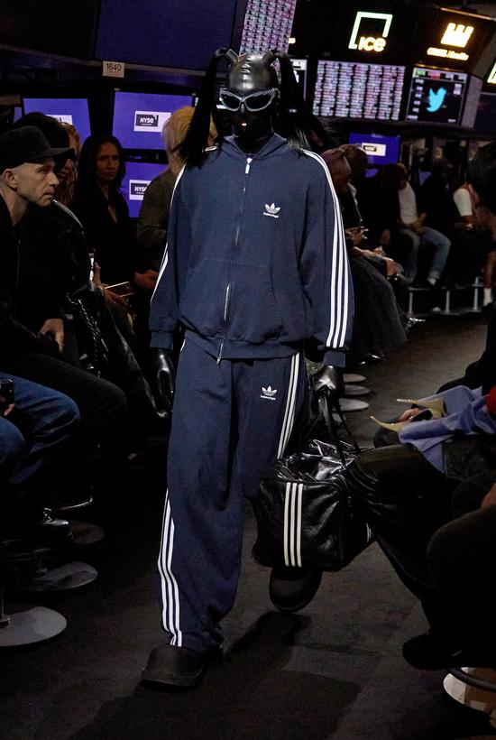 Balenciaga 2023 早春系列与 adidas 展开联名合作