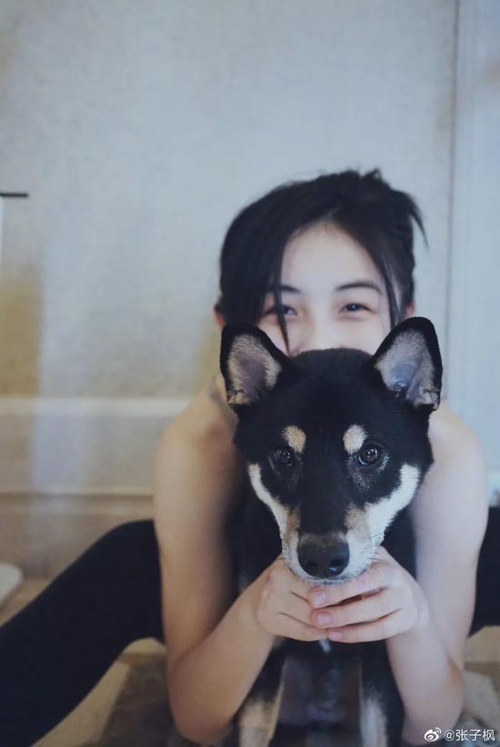 图源微博@张子枫
