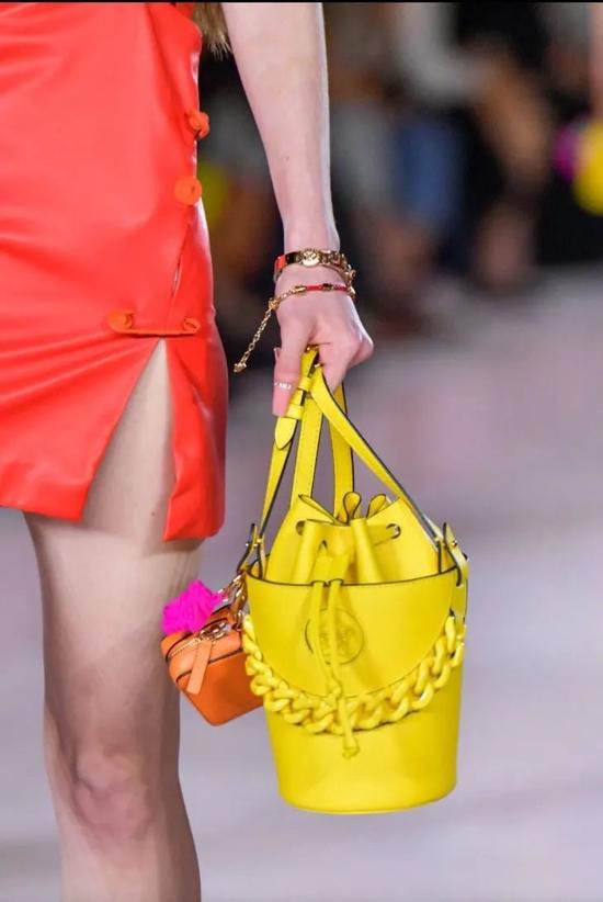 Versace 2022 春季系列